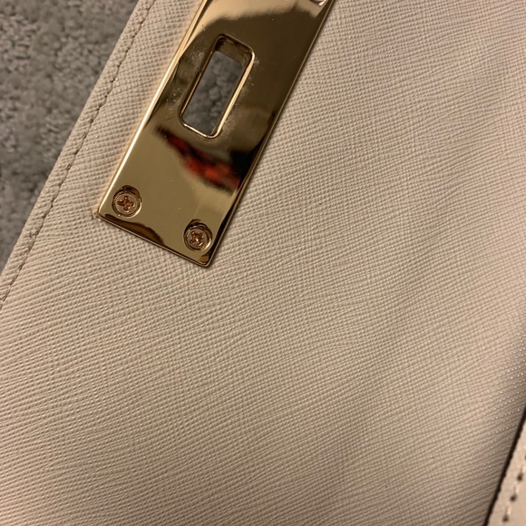 Michael kors wallet - Picture 4 of 5